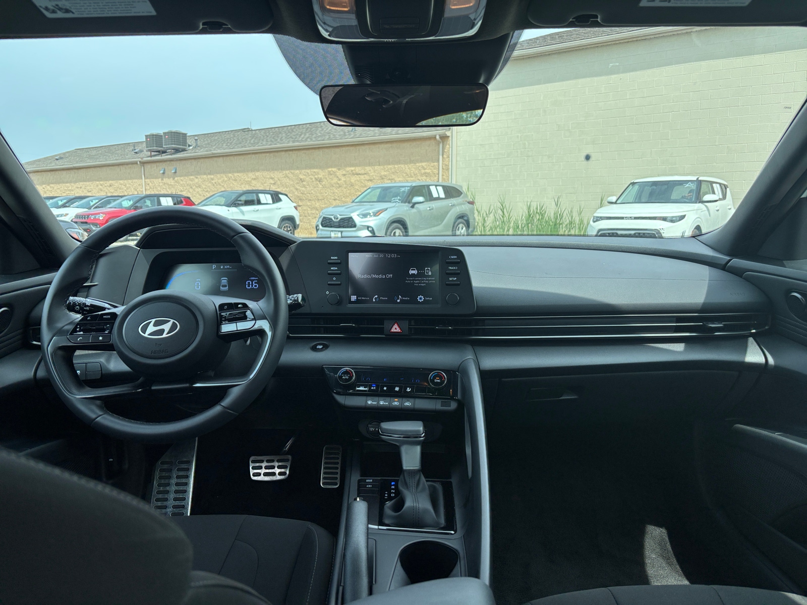 Thumbnail: 2026 Hyundai Elantra - 3