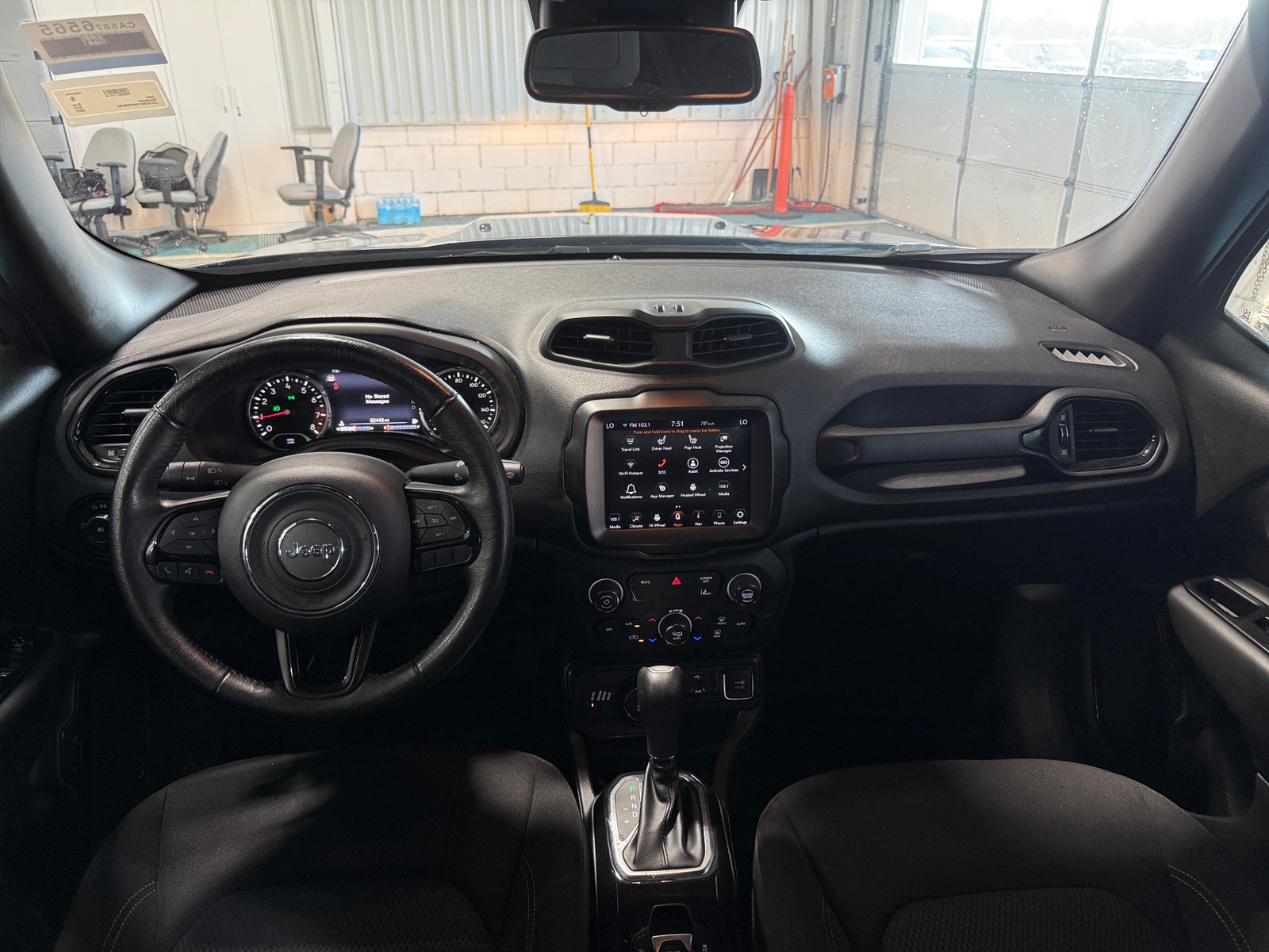 Thumbnail: 2022 Jeep Renegade - 3