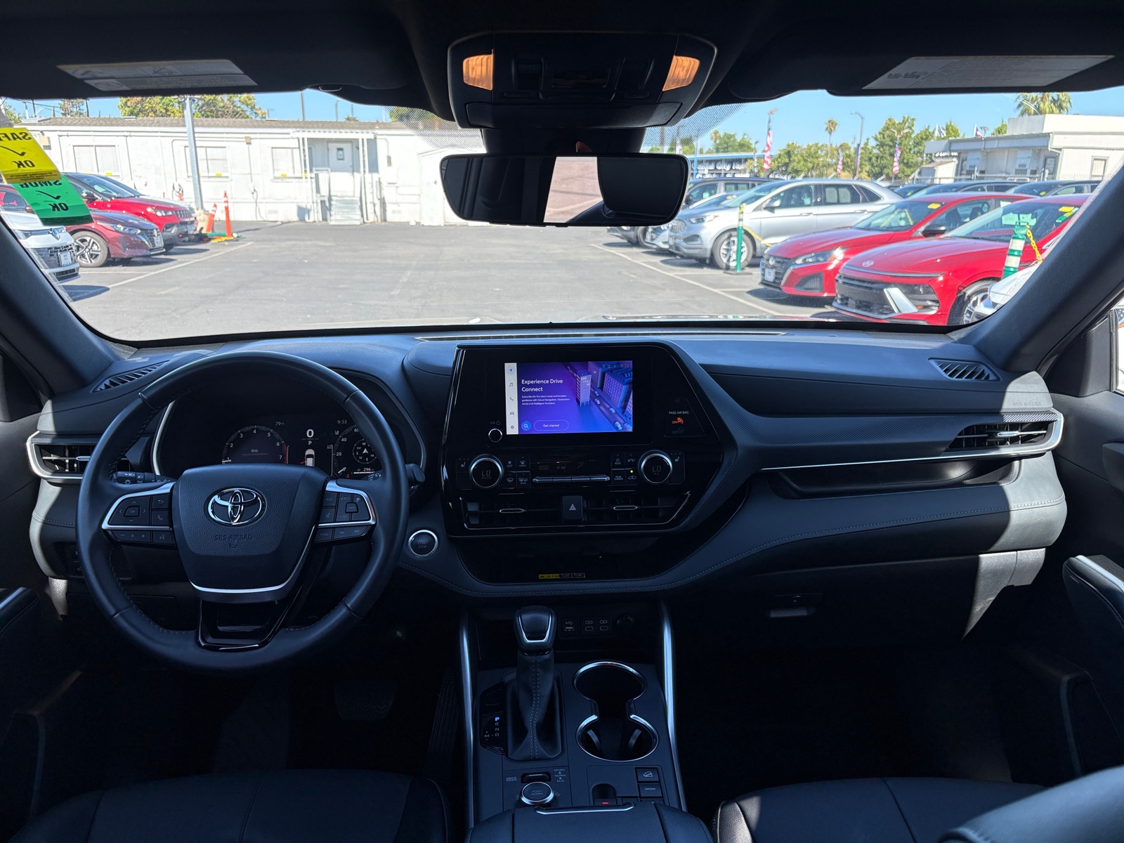 Thumbnail: 2025 Toyota Highlander - 2