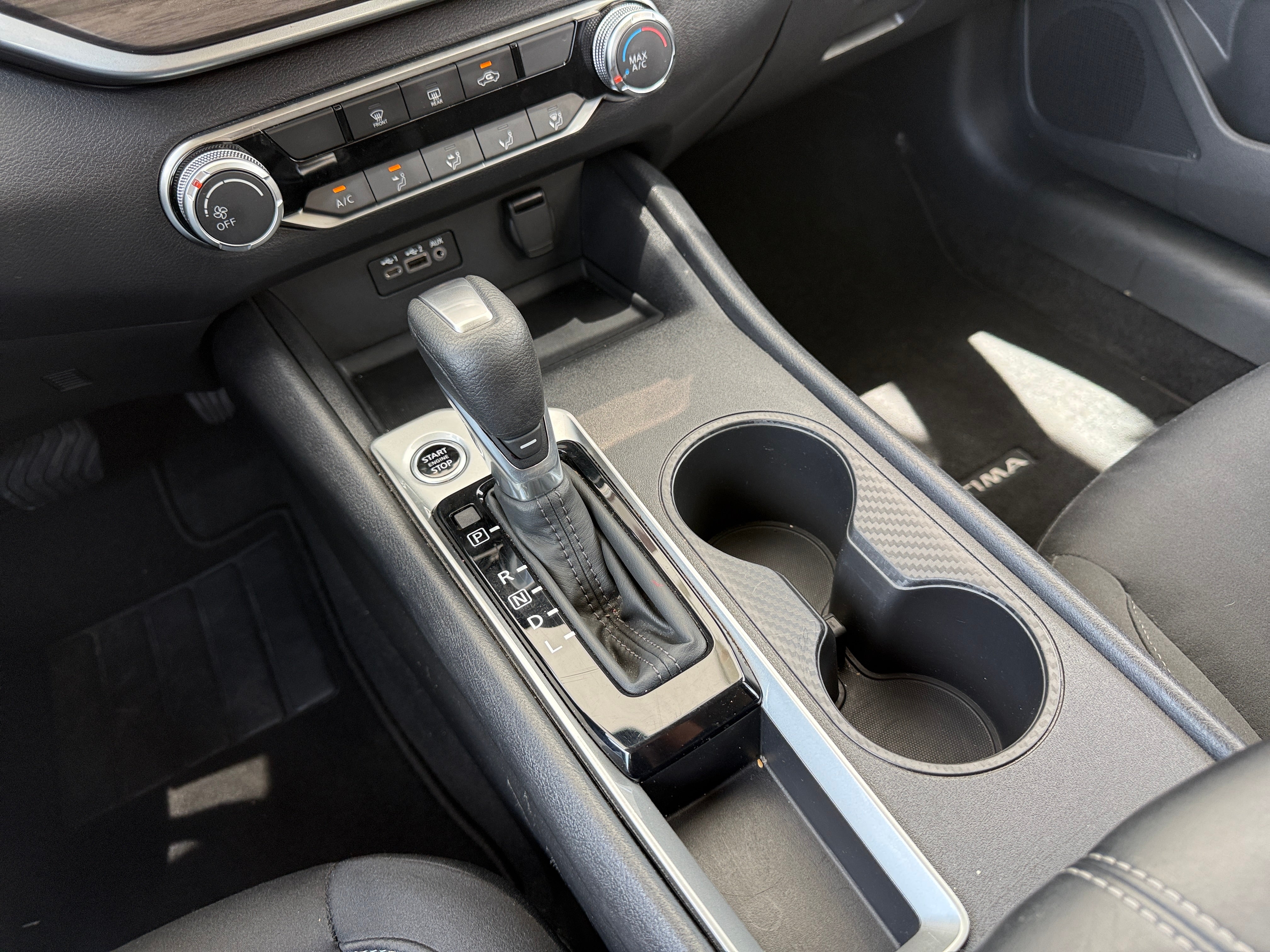 2025 Nissan Altima SV - Photo 7