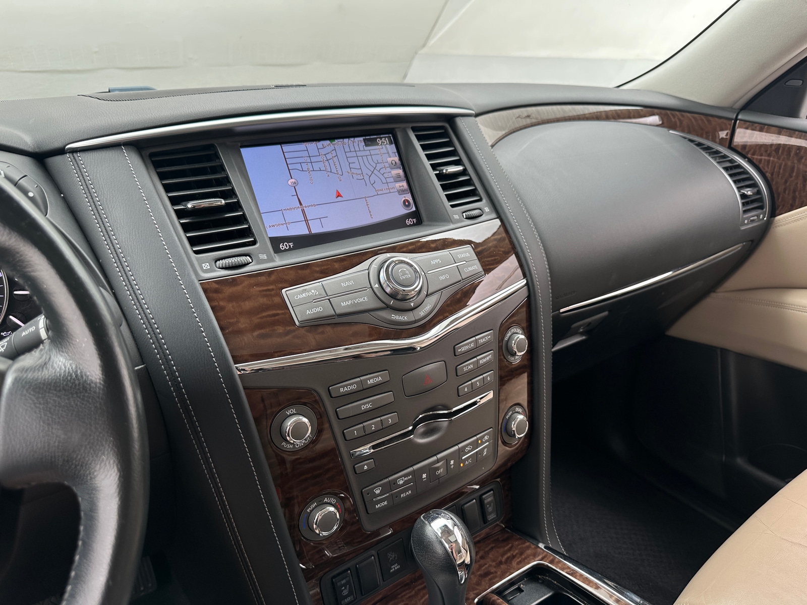 Thumbnail: 2018 Nissan Armada - 3