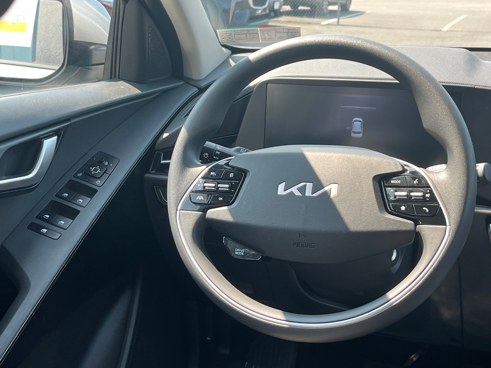 Thumbnail: 2026 Kia Niro - 5