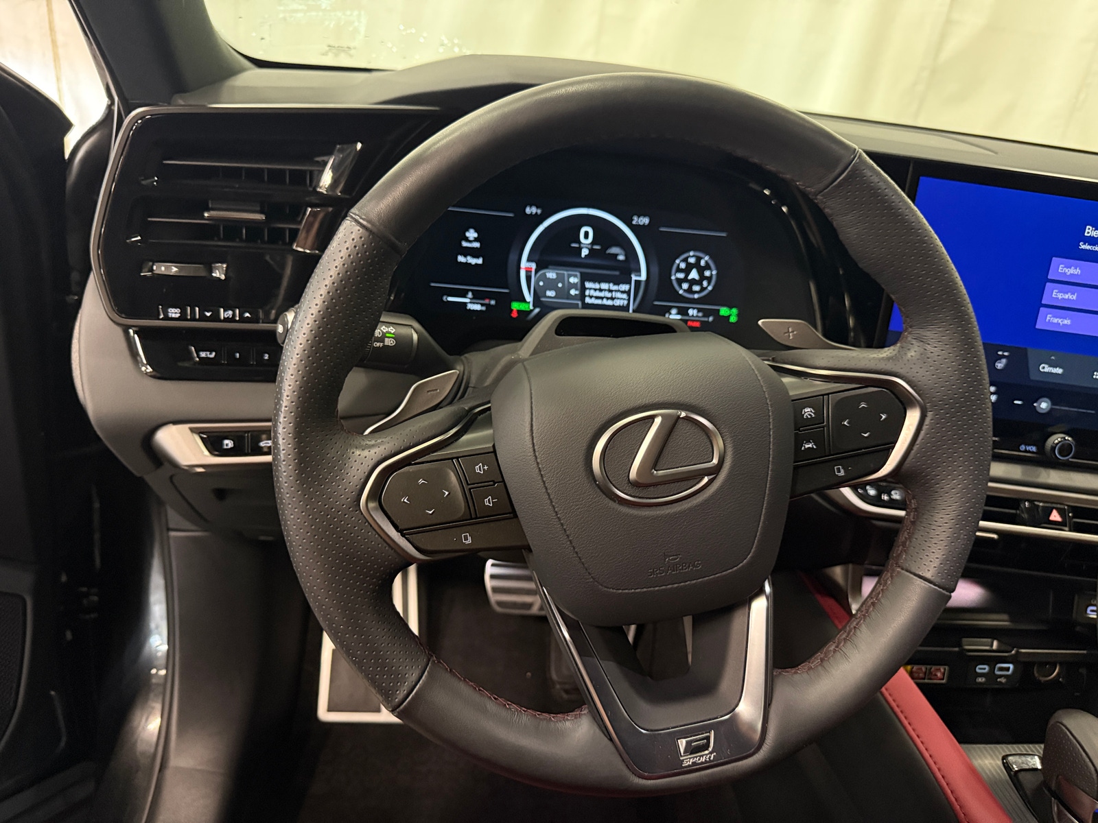 Thumbnail: 2025 Lexus RX - 4