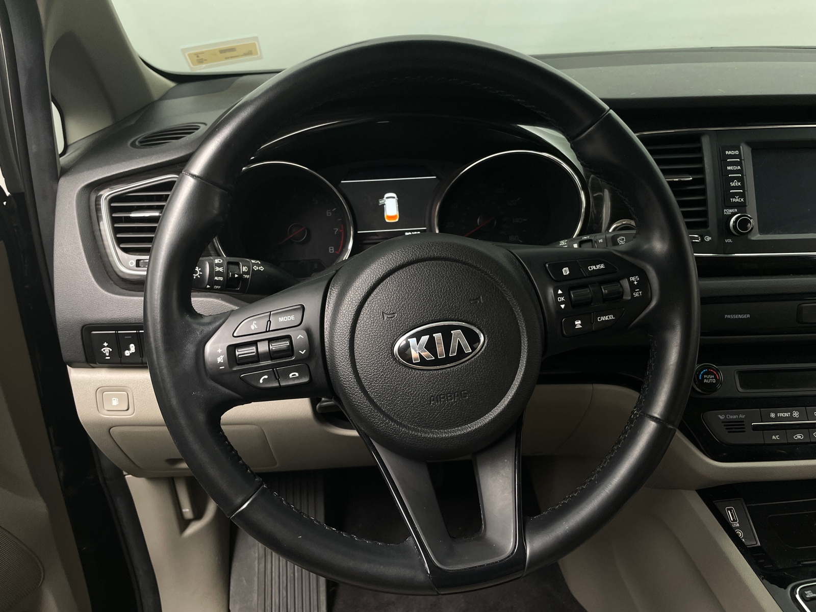 Thumbnail: 2021 Kia Sedona - 4