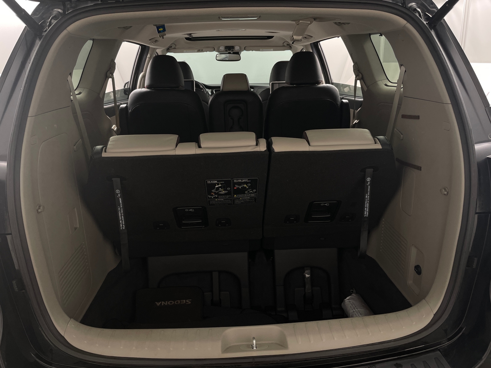 Thumbnail: 2021 Kia Sedona - 6