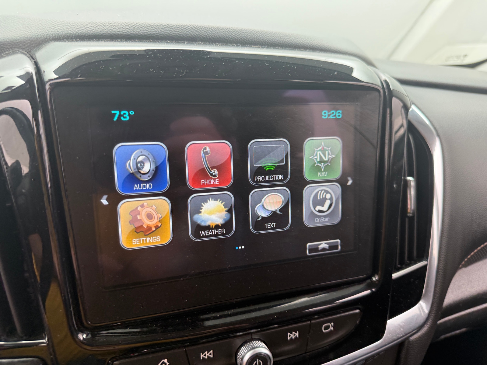 Thumbnail: 2018 Chevrolet Traverse - 3