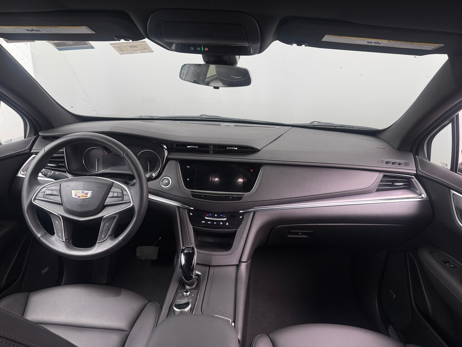 Thumbnail: 2025 Cadillac XT5 - 2