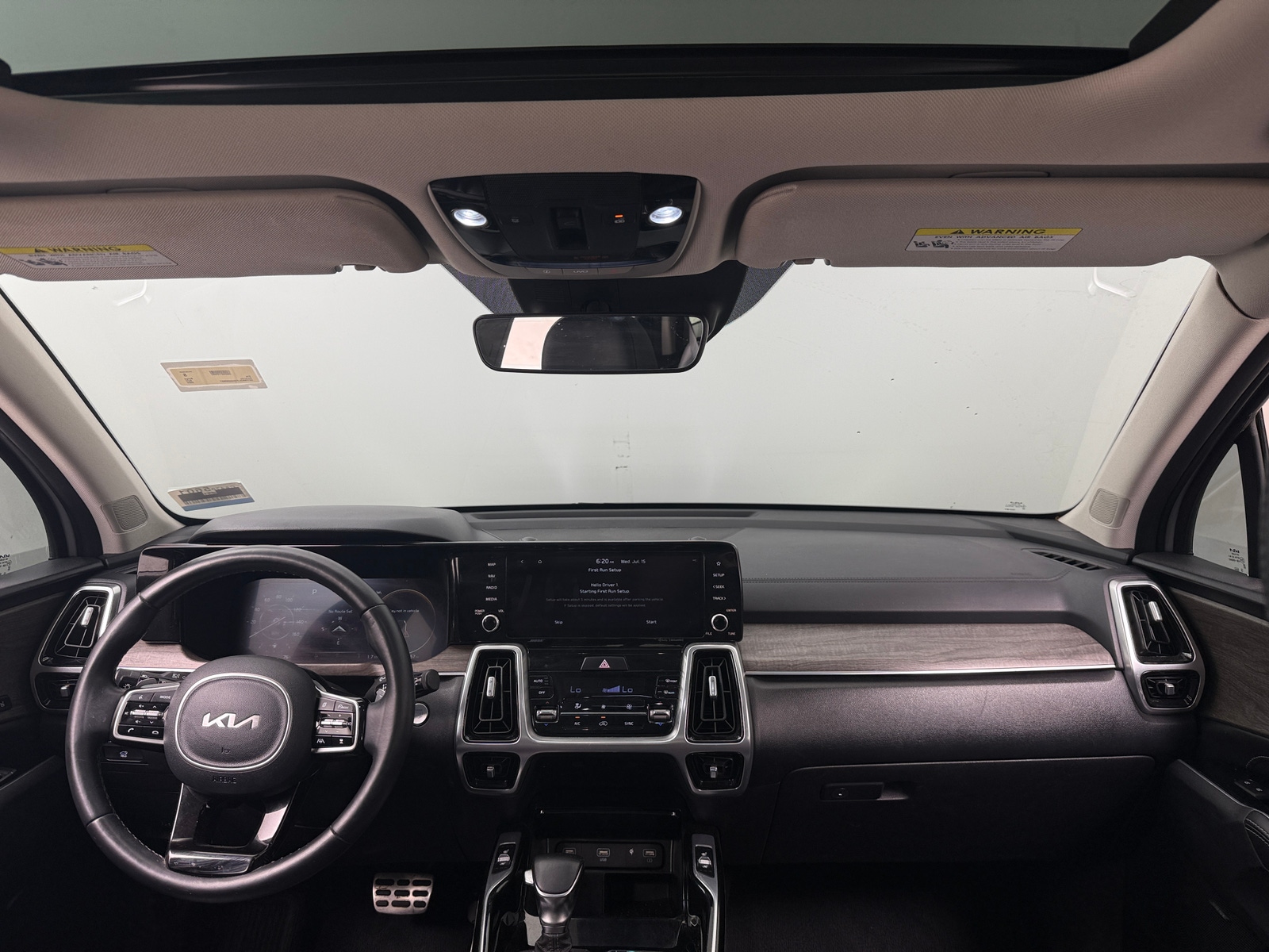 Thumbnail: 2022 Kia Sorento - 2
