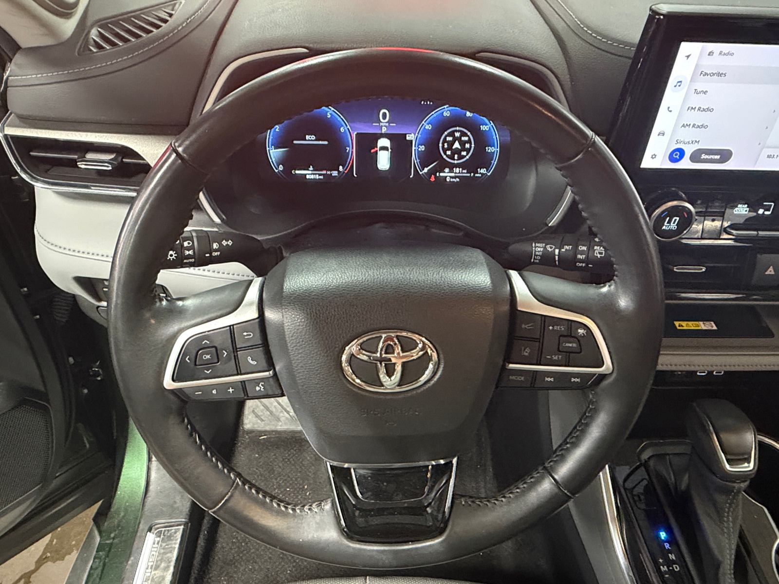 Thumbnail: 2023 Toyota Highlander - 5