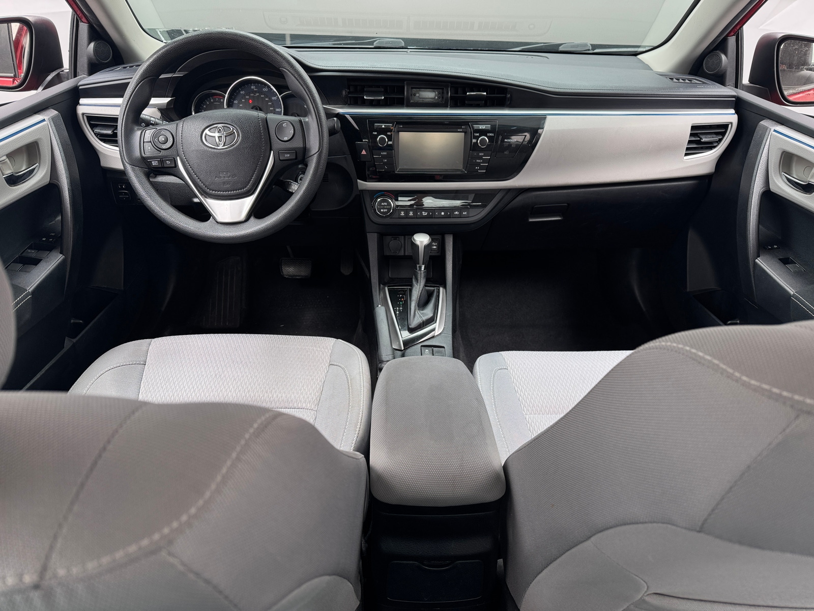 Thumbnail: 2014 Toyota Corolla - 3