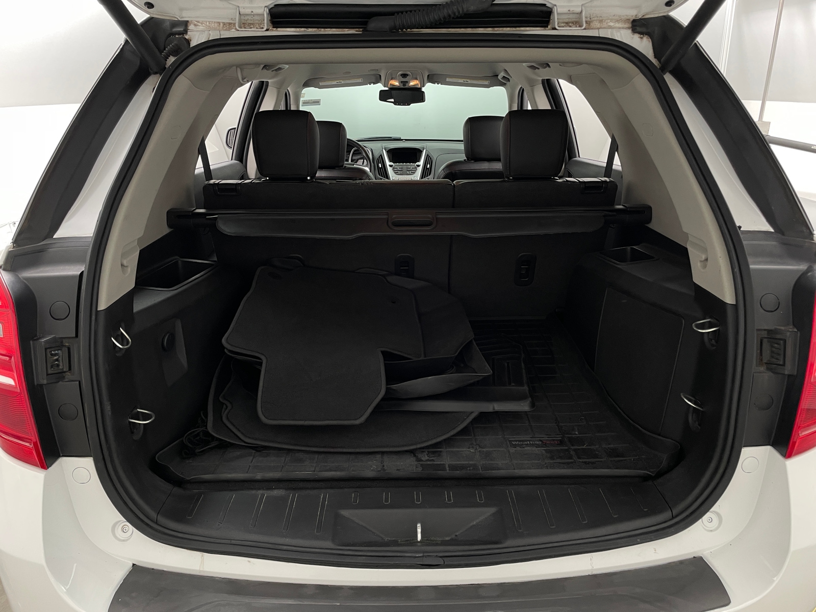 Thumbnail: 2017 Chevrolet Equinox - 6