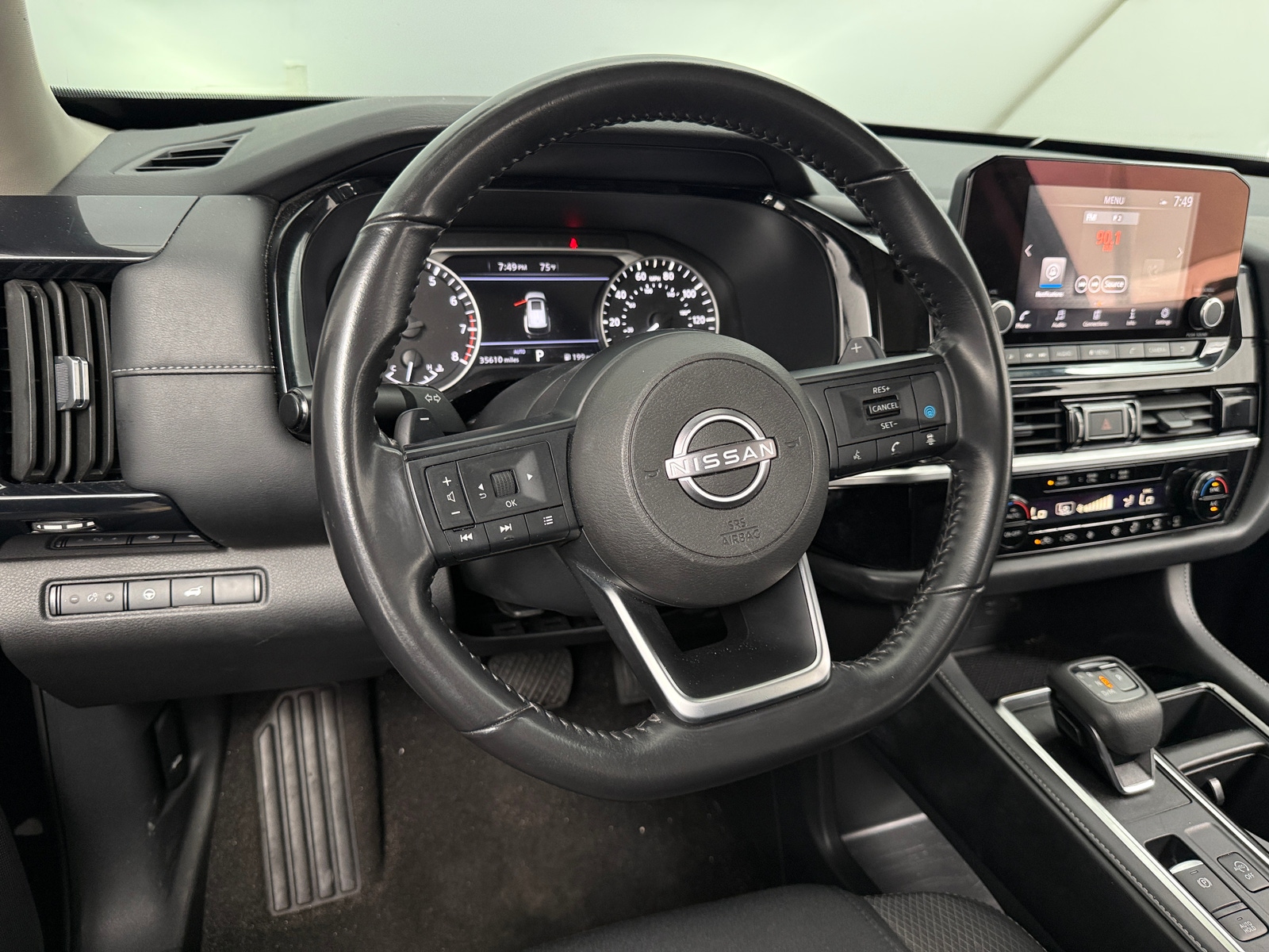 Thumbnail: 2025 Nissan Pathfinder - 5