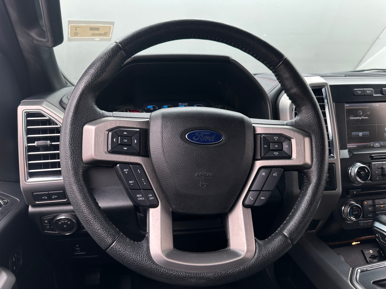 Thumbnail: 2015 Ford Econoline - 4