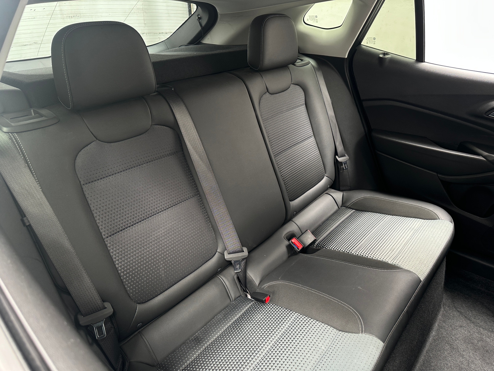 Thumbnail: 2025 Chevrolet Trax - 6
