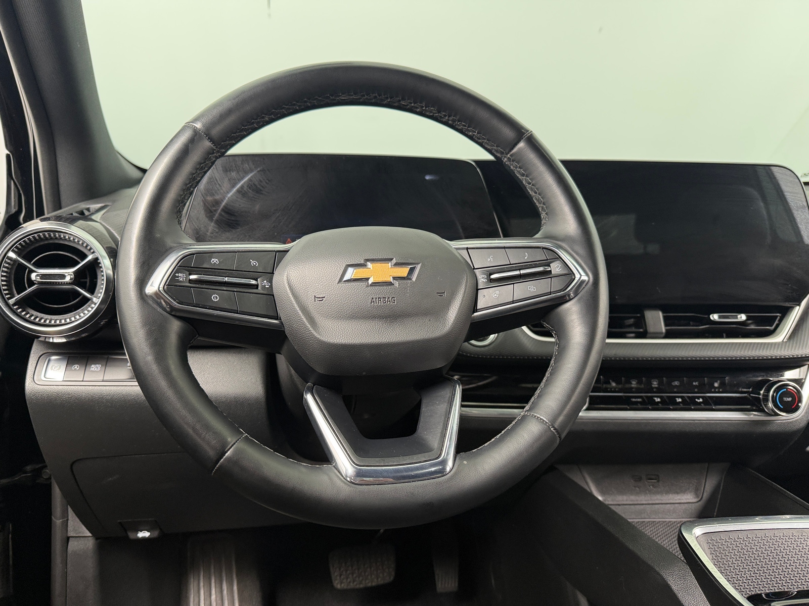 Thumbnail: 2025 Chevrolet Equinox - 5
