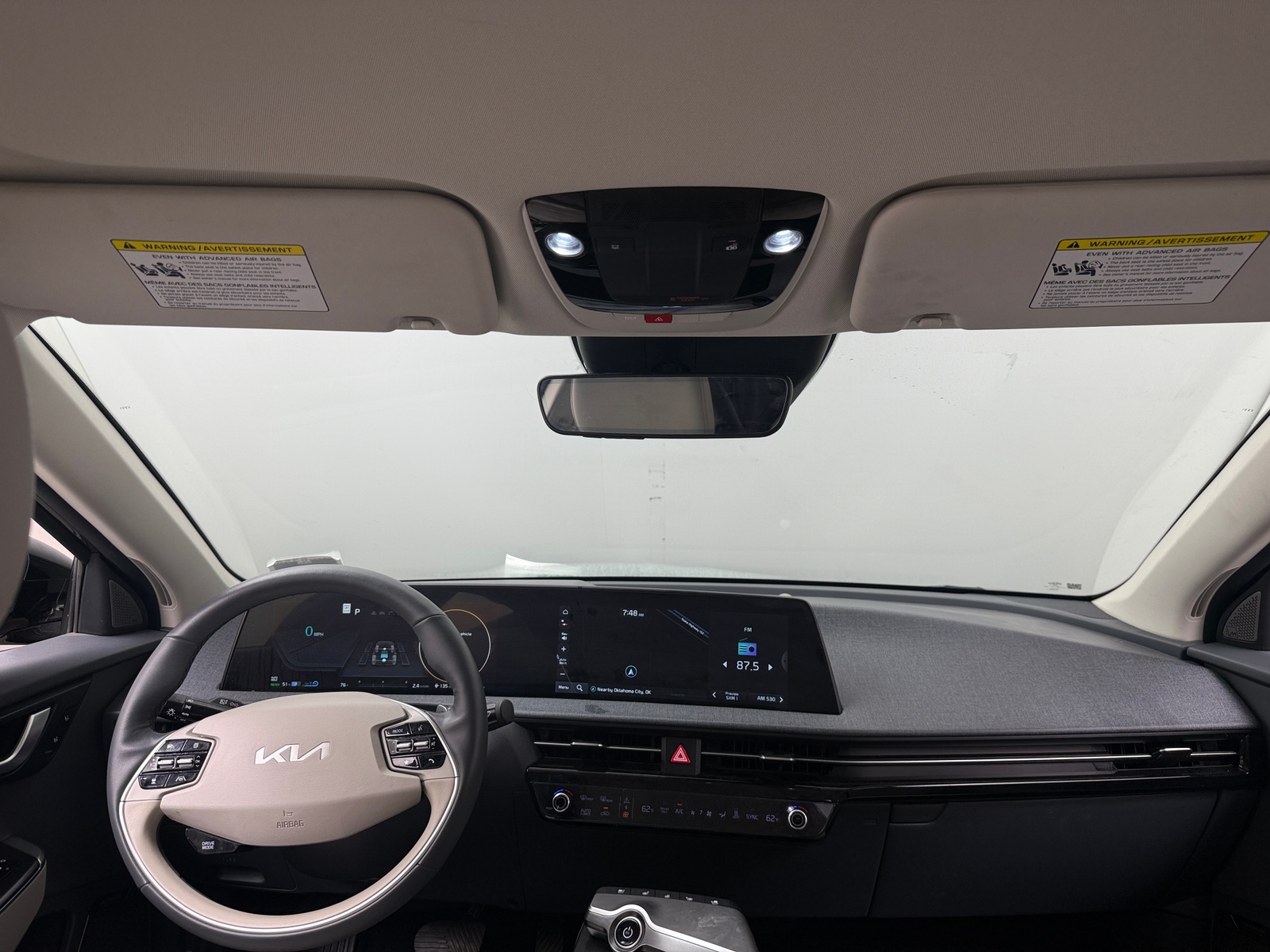 Thumbnail: 2022 Kia EV6 - 2