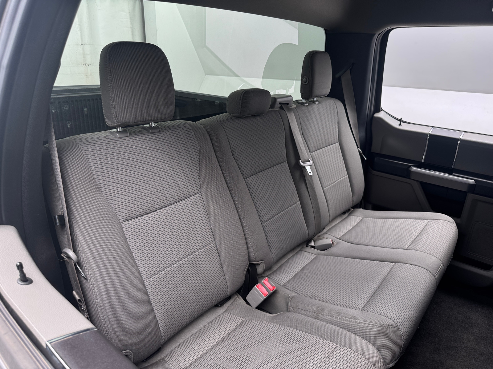 Thumbnail: 2019 Ford Econoline - 6