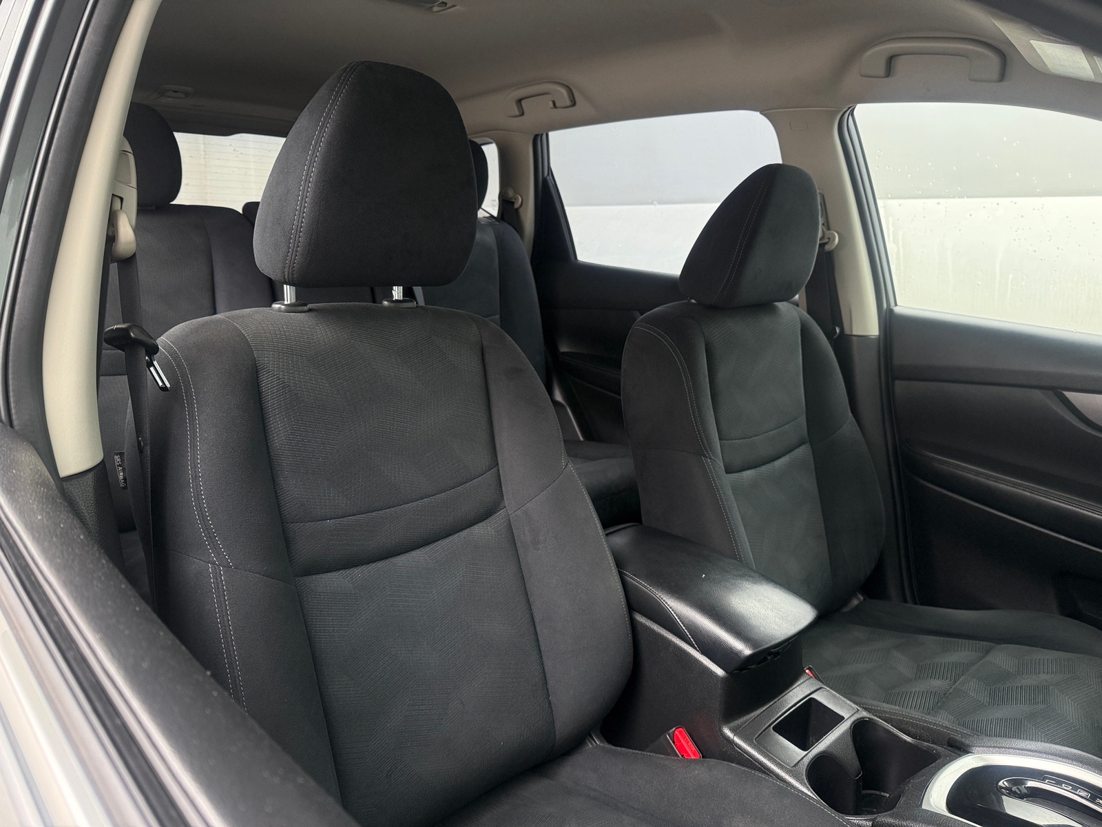 Thumbnail: 2016 Nissan Rogue - 2