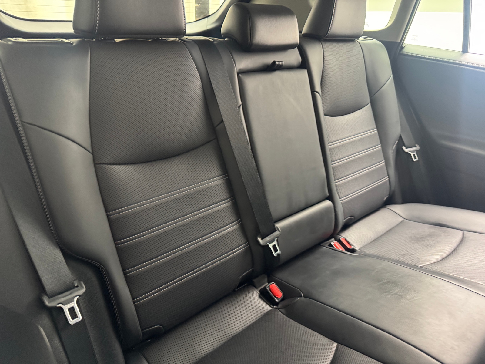 Thumbnail: 2021 Toyota RAV4 - 5
