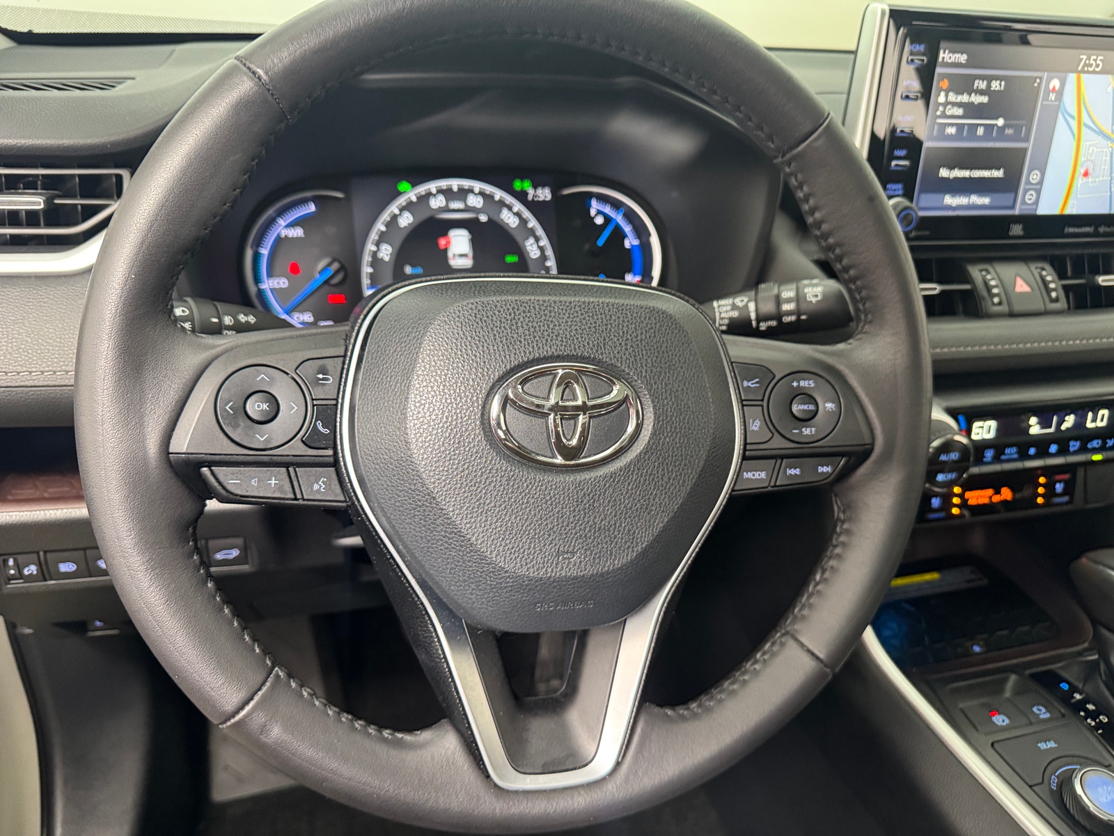 Thumbnail: 2021 Toyota RAV4 - 4