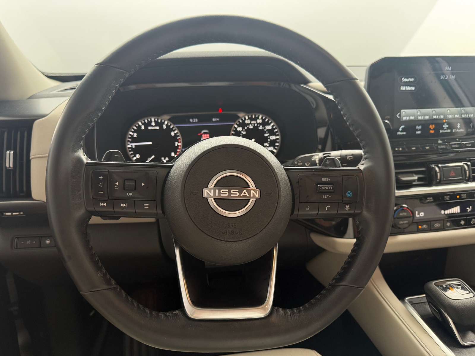 Thumbnail: 2023 Nissan Pathfinder - 4