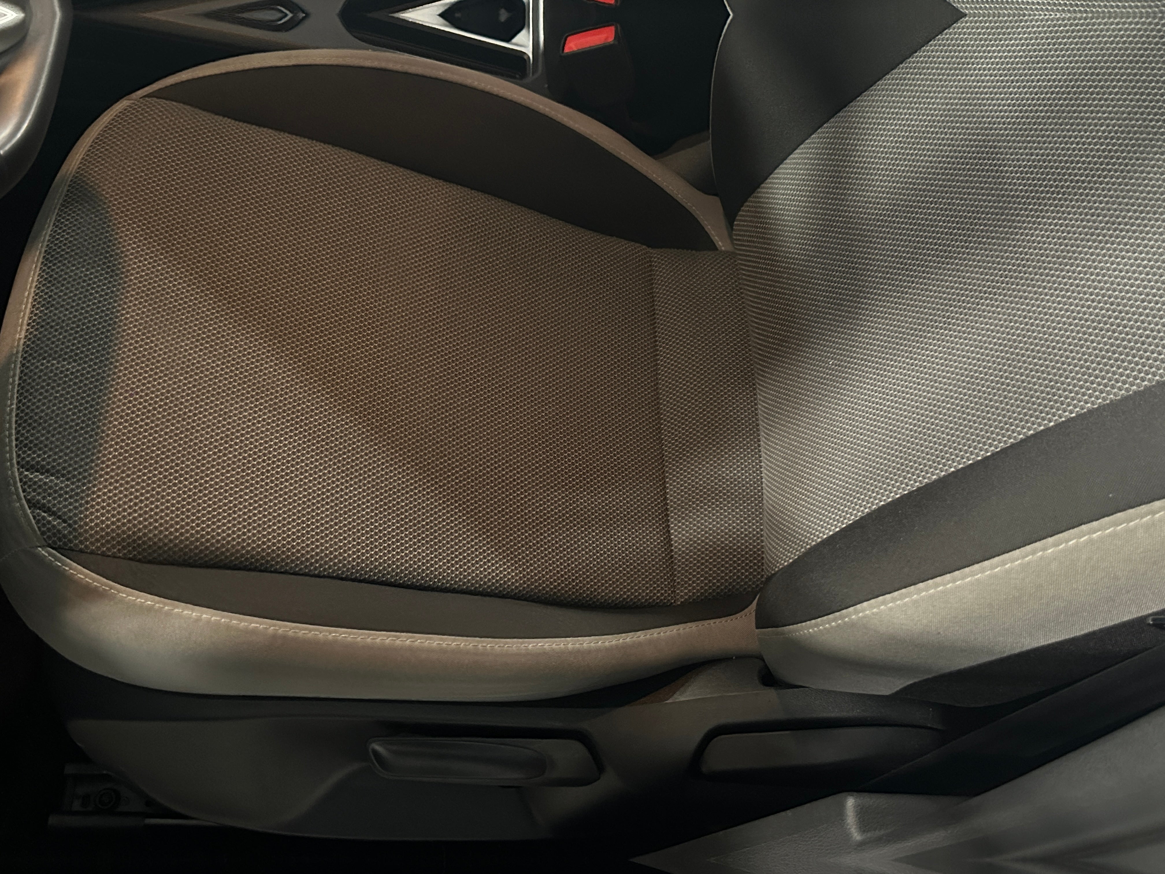 2023 Volkswagen Taos S - Photo 17