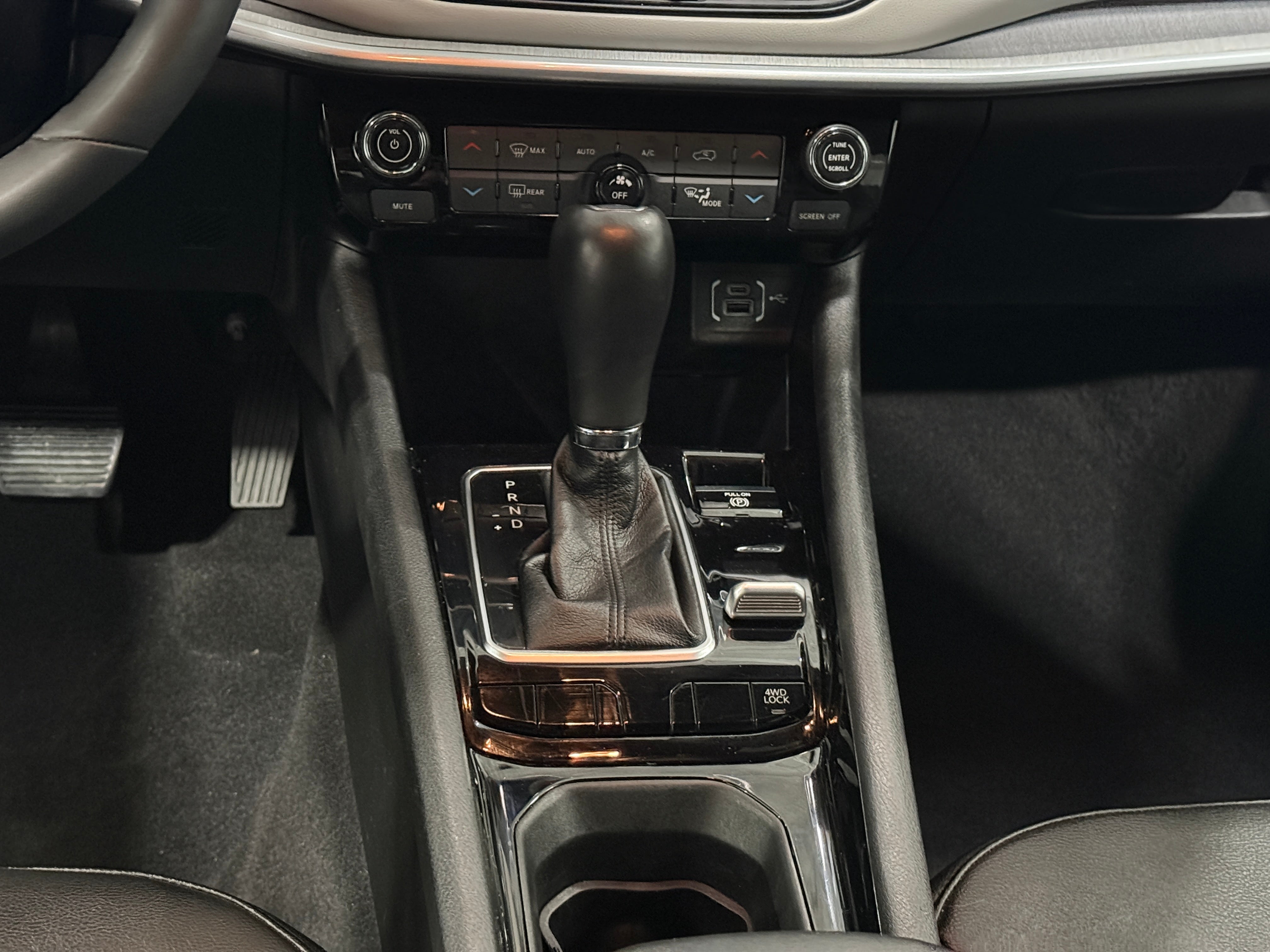 2025 Jeep Compass Limited - Photo 8