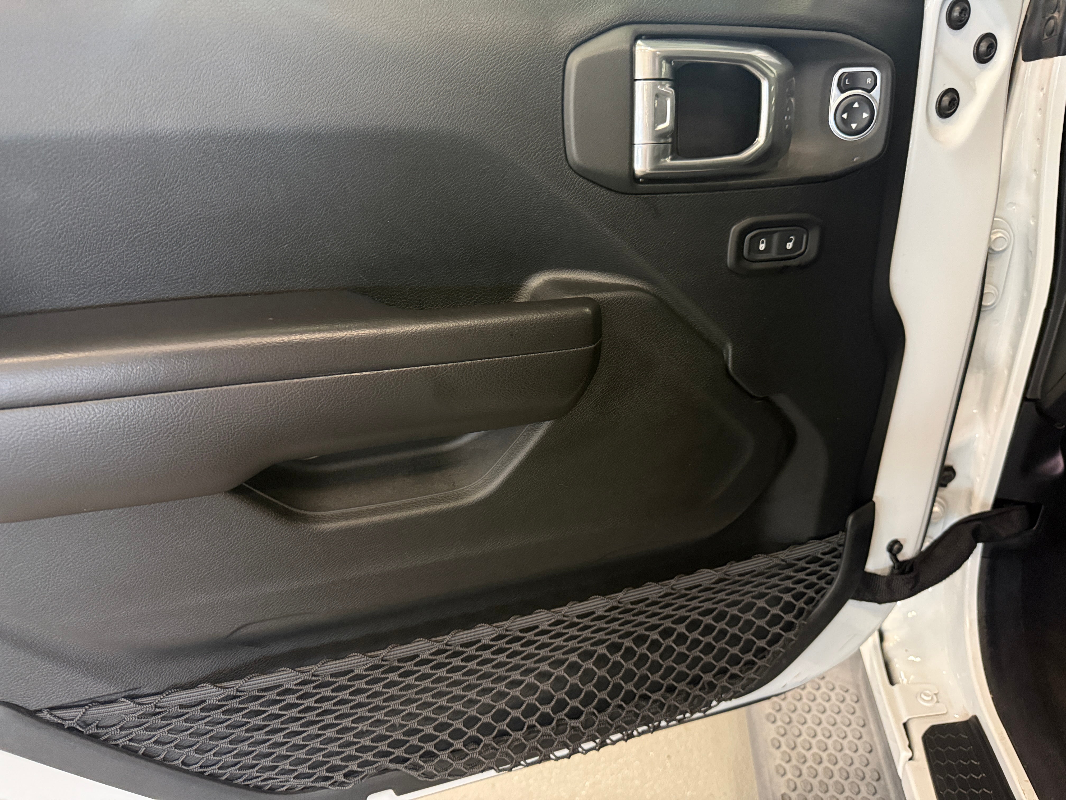 2021 Jeep Wrangler Sport S - Photo 8