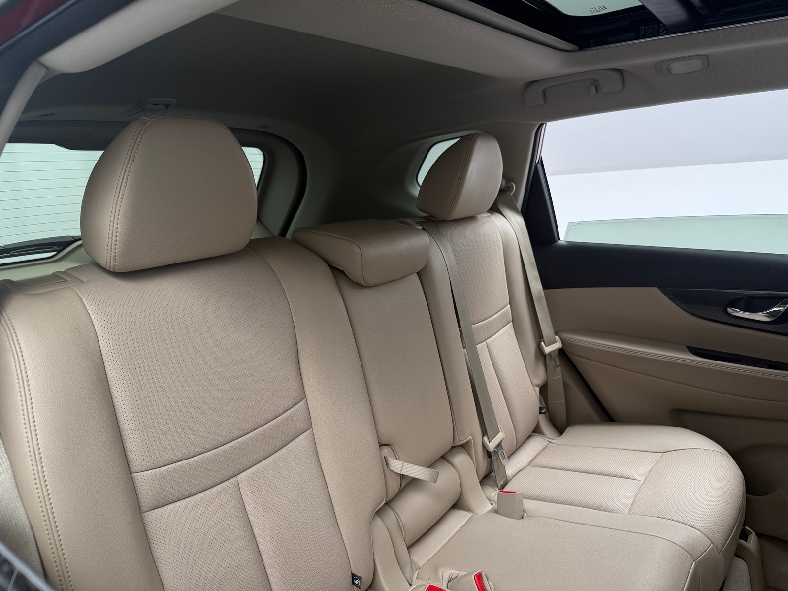 Thumbnail: 2015 Nissan Rogue - 6