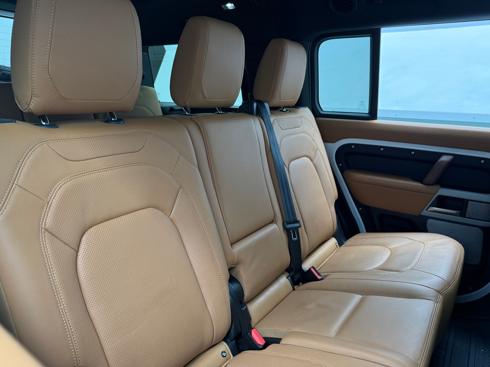 Thumbnail: 2024 Land Rover Defender - 5