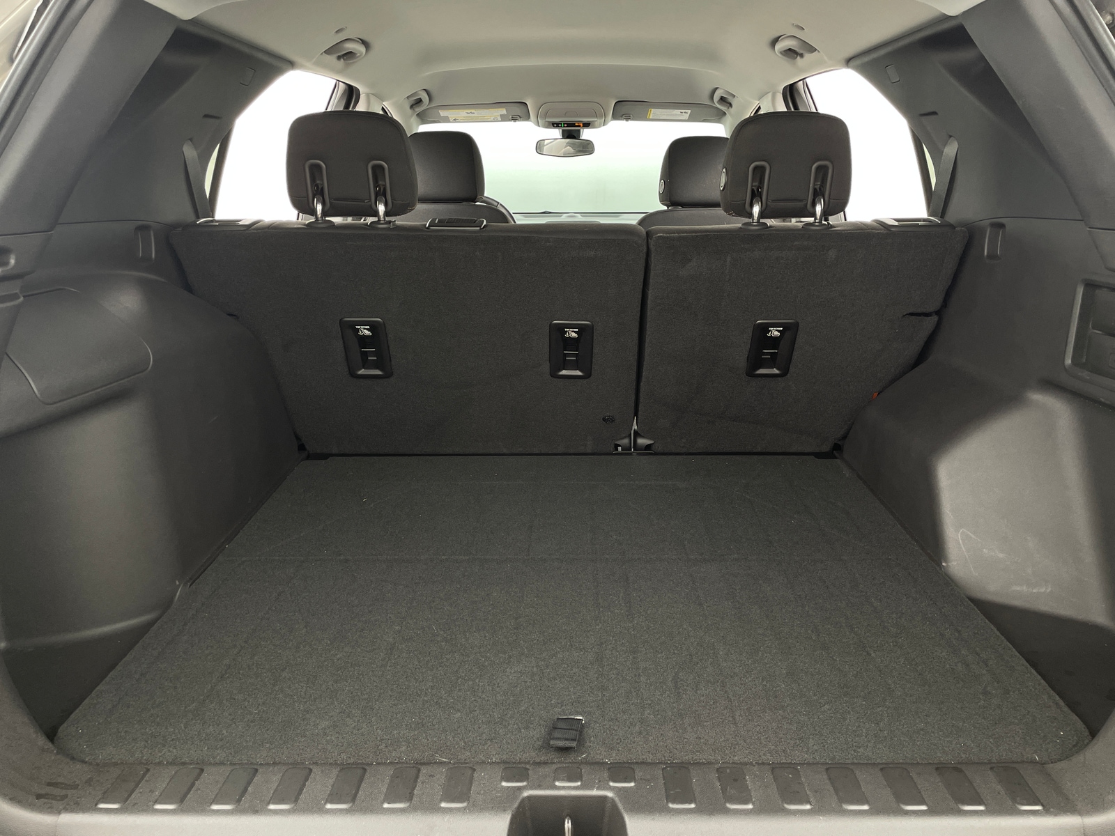 Thumbnail: 2019 Chevrolet Equinox - 7