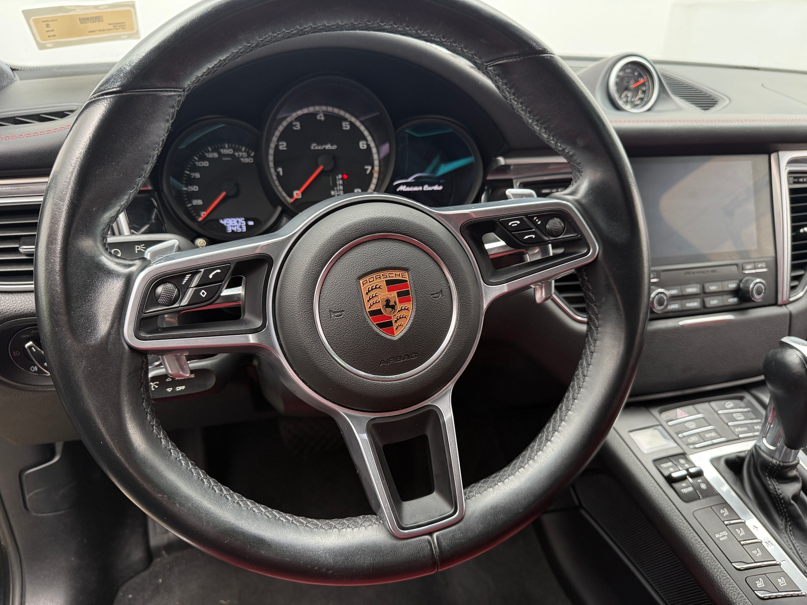 Thumbnail: 2018 Porsche Macan - 4
