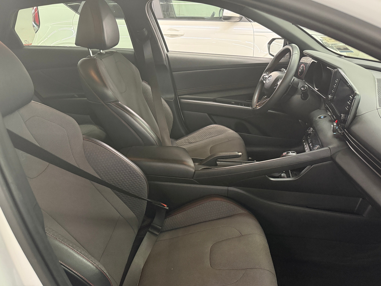 Thumbnail: 2021 Hyundai Elantra - 2