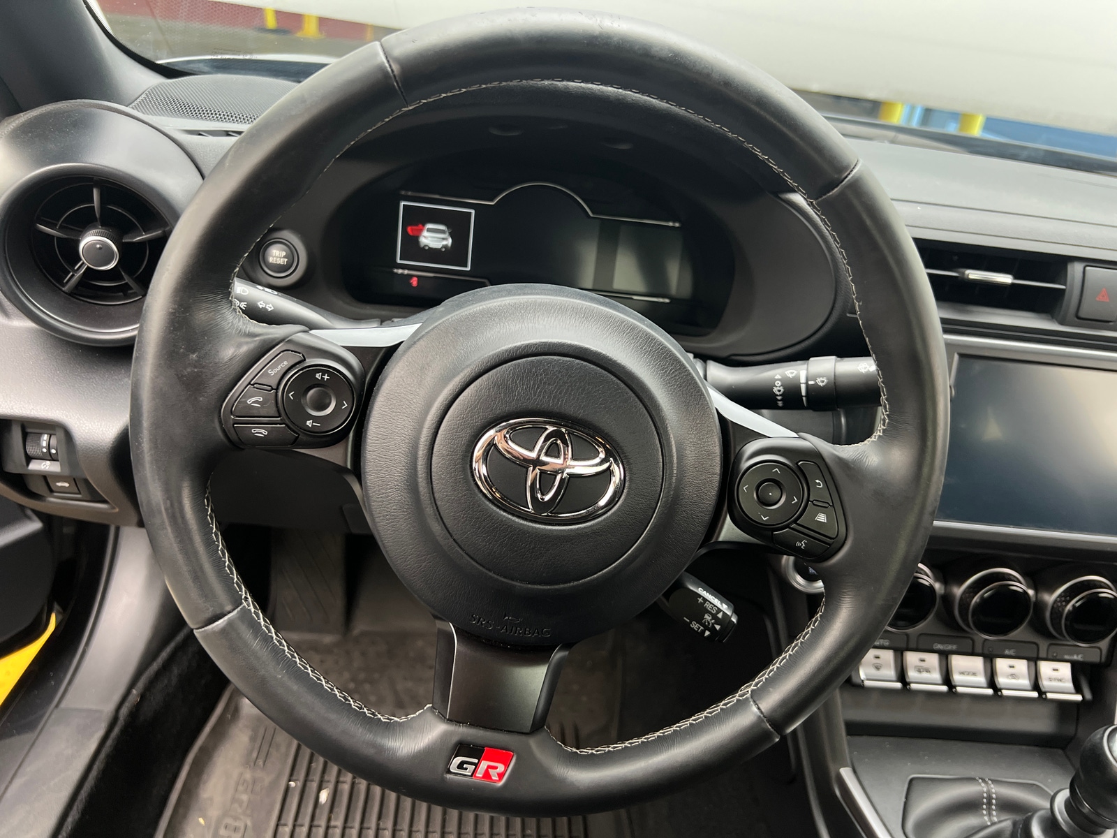 Thumbnail: 2024 Toyota GR86 - 4