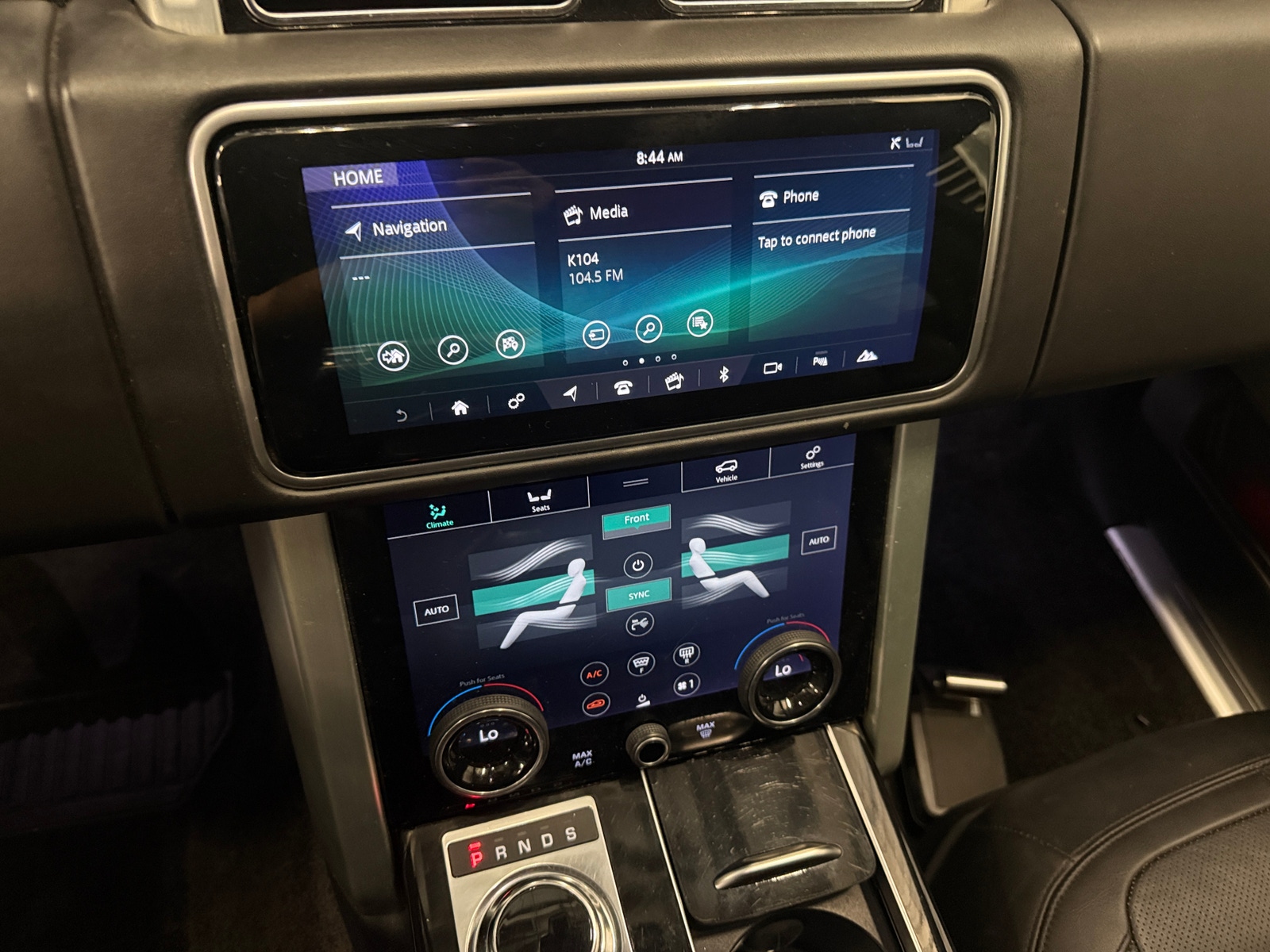 Thumbnail: 2018 Land Rover Range Rover - 3
