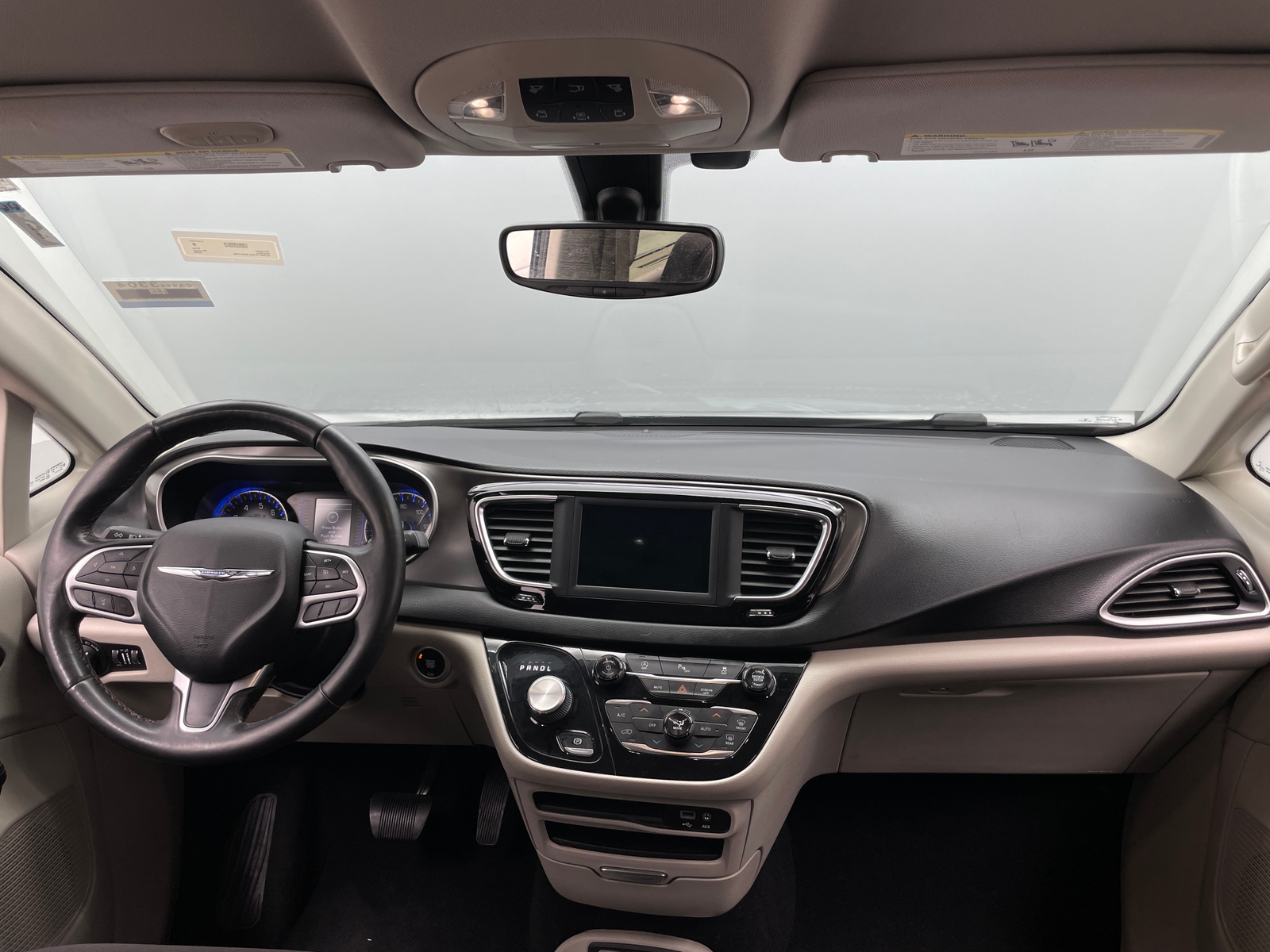 Thumbnail: 2020 Chrysler Pacifica - 3