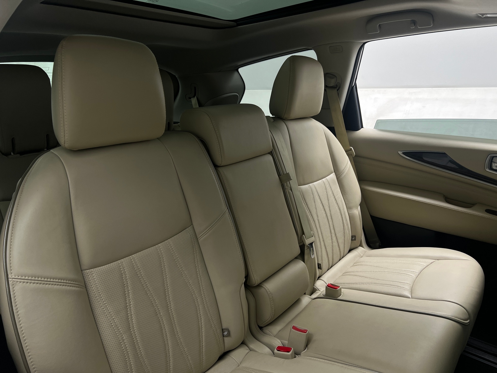 Thumbnail: 2017 INFINITI QX60 - 5
