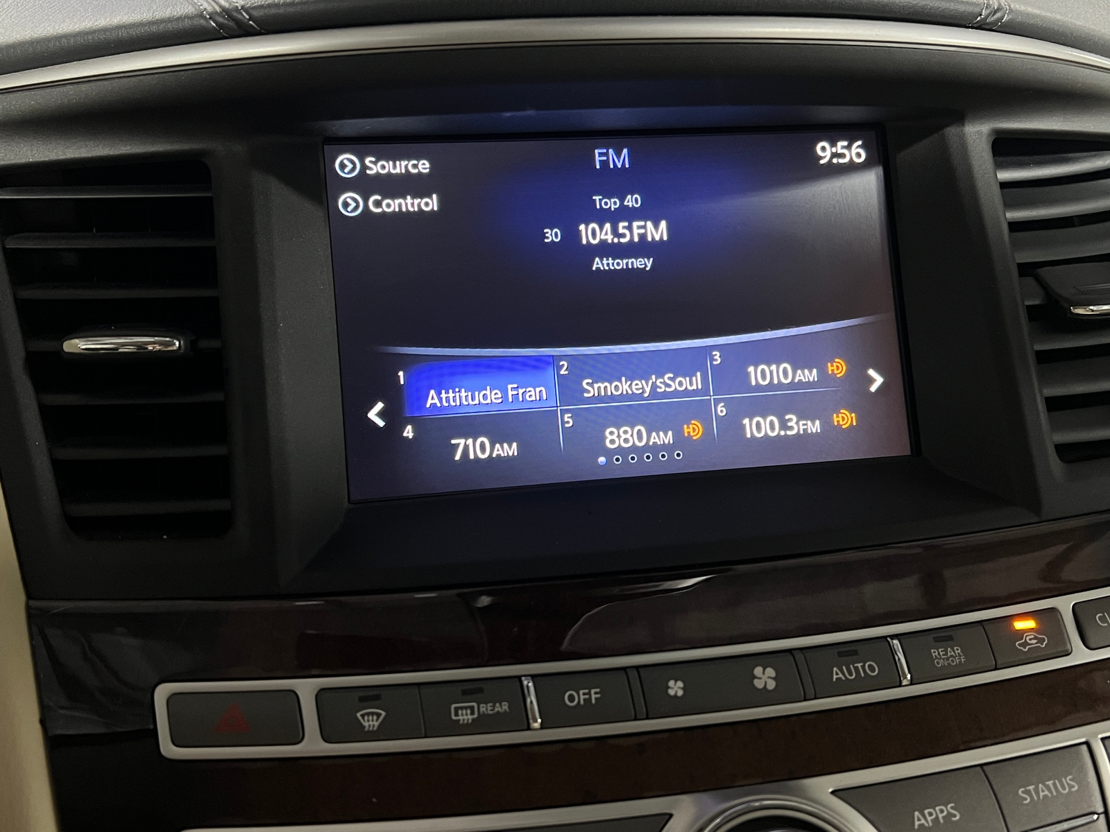Thumbnail: 2017 INFINITI QX60 - 3