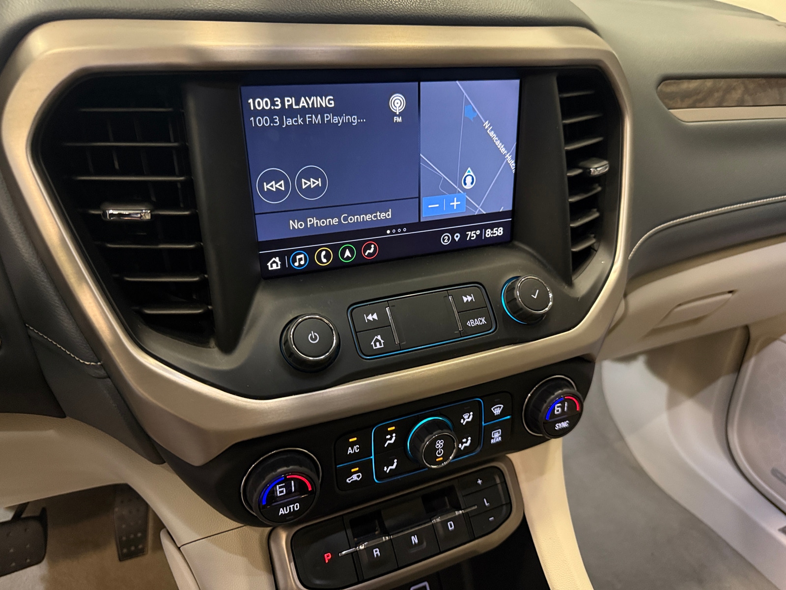 Thumbnail: 2021 GMC Acadia - 3