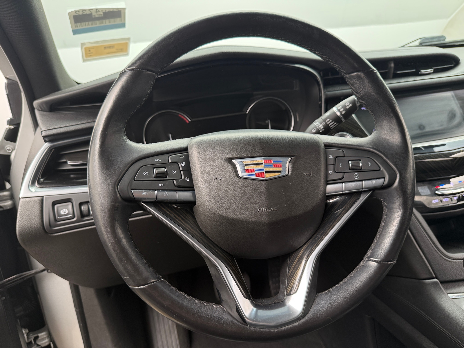 Thumbnail: 2020 Cadillac XT6 - 4