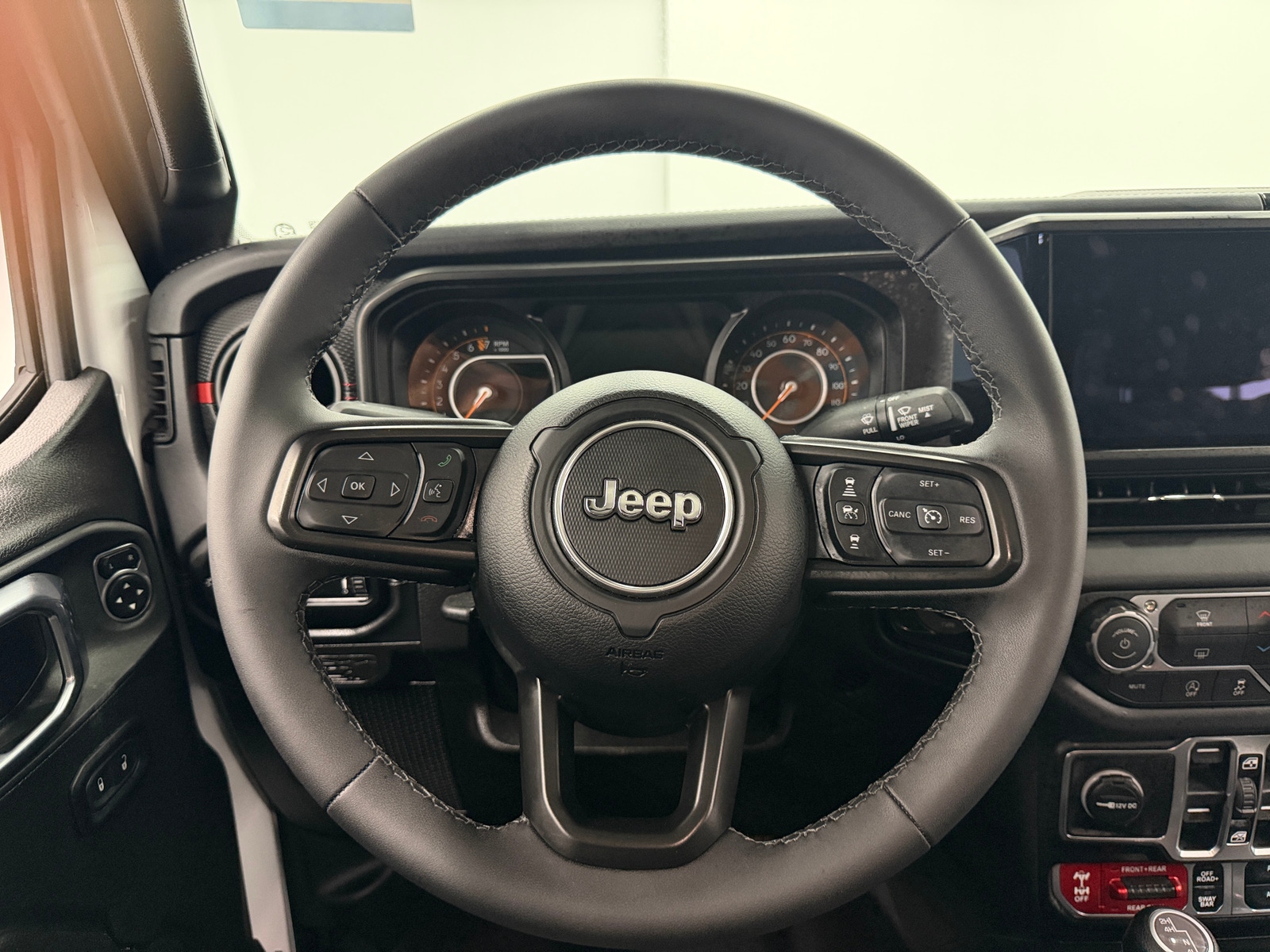 Thumbnail: 2026 Jeep Gladiator - 5