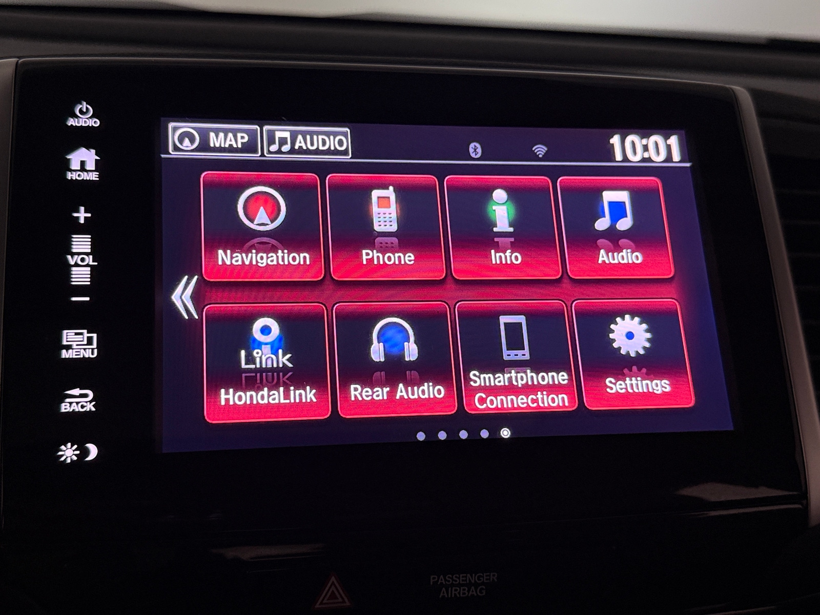 Thumbnail: 2017 Honda Pilot - 3