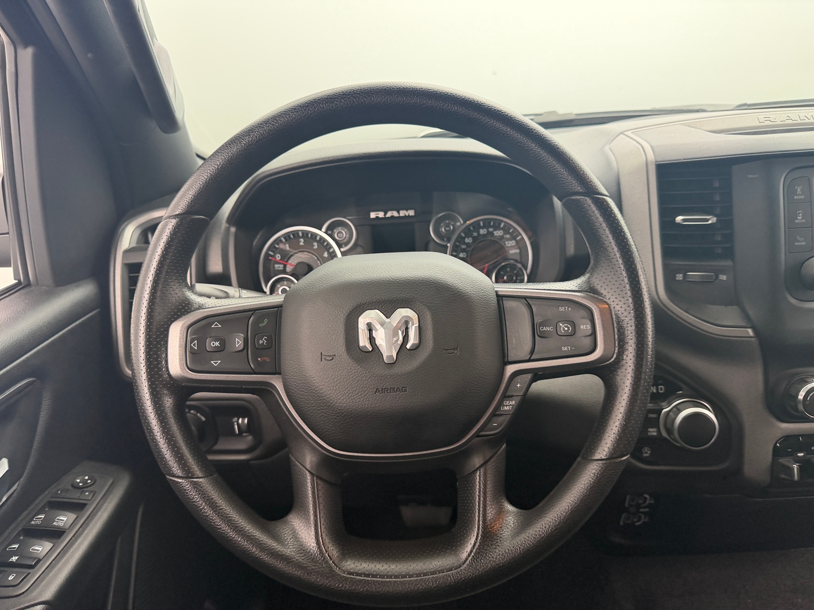 Thumbnail: 2024 RAM 1500 - 4