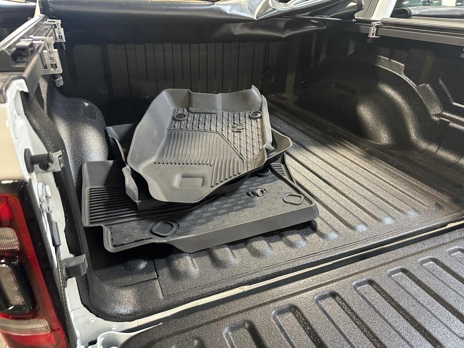 Thumbnail: 2024 RAM 1500 - 6
