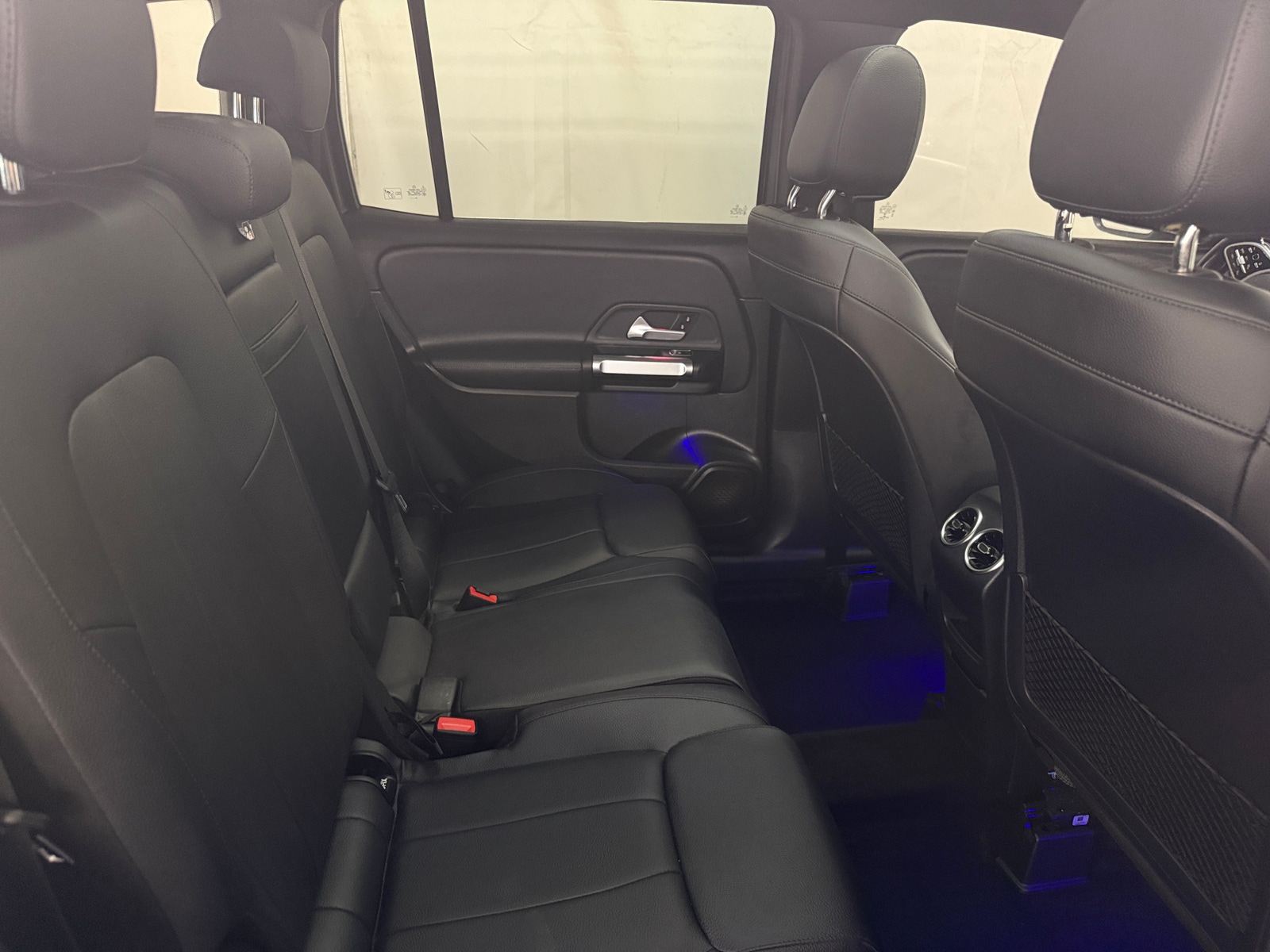 Thumbnail: 2020 Mercedes-Benz GLB - 5