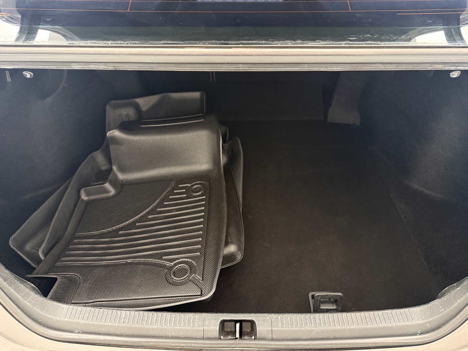 Thumbnail: 2019 Toyota Camry - 7