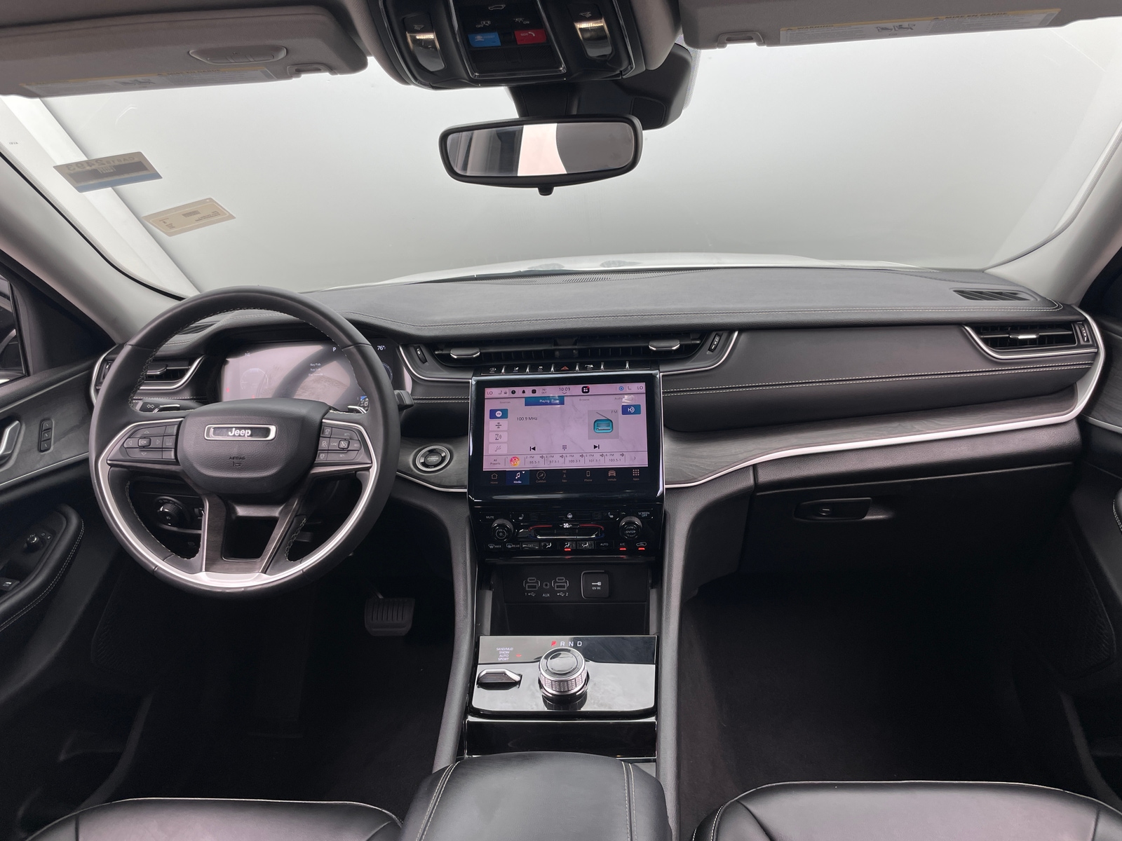 Thumbnail: 2023 Jeep Grand Cherokee L - 2