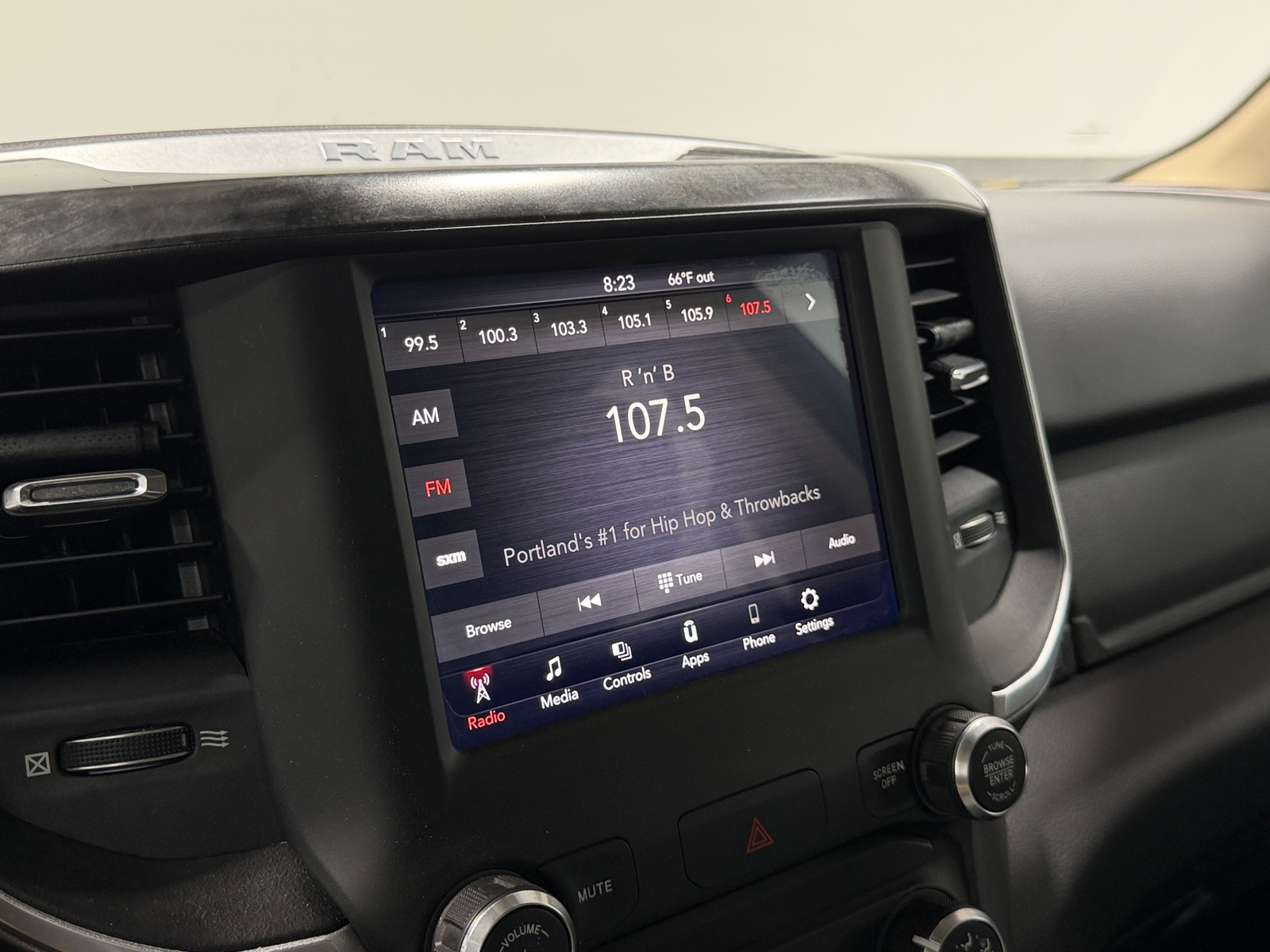 Thumbnail: 2019 RAM 1500 - 4