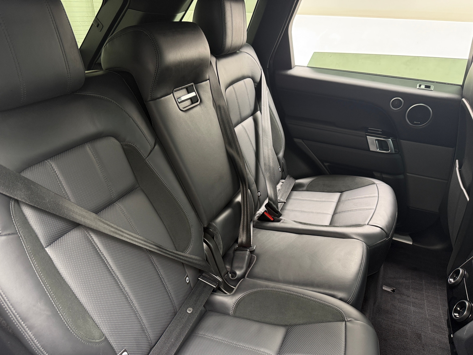 Thumbnail: 2020 Land Rover Range Rover Sport - 6