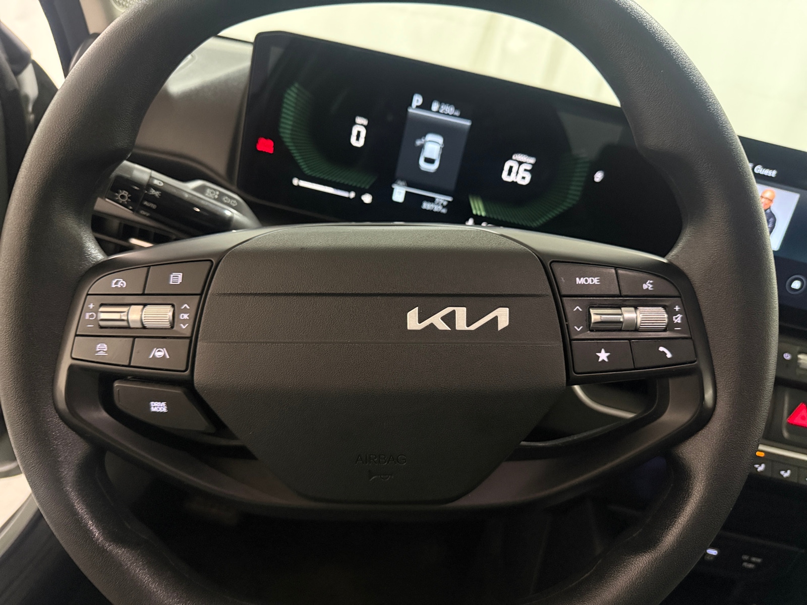 Thumbnail: 2025 Kia K4 - 5